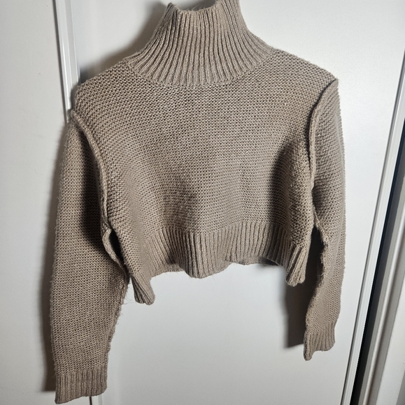 Shein Long Sleeve Crop top cream size: XS - Picture 4 of 5